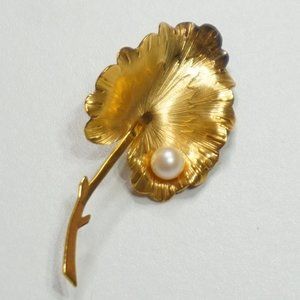2/$30 - Vintage Gold and Pearl Leaf Brooch